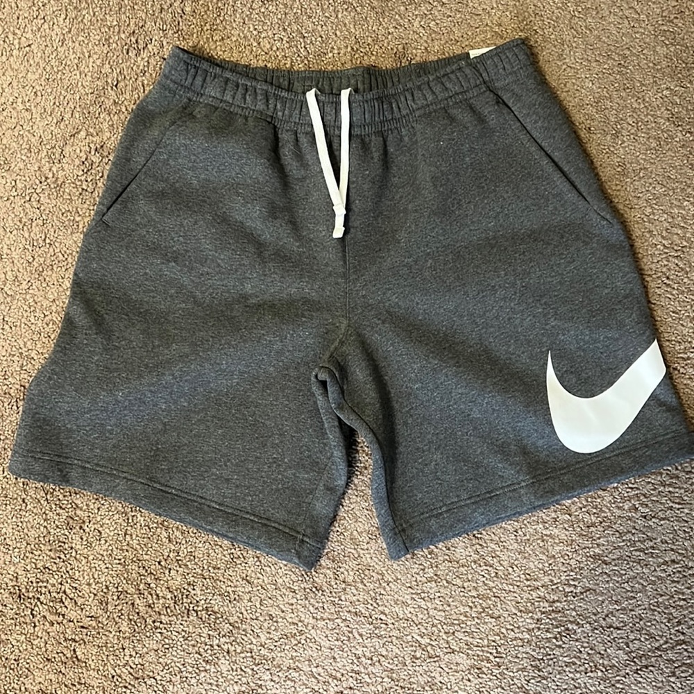 Brand NEW gray Nike shorts